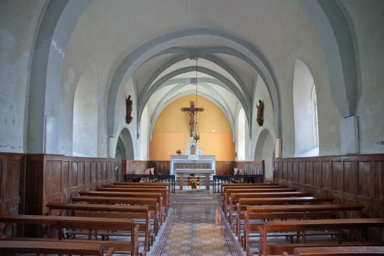 Eglise de Saint-Point-Lac - Commons